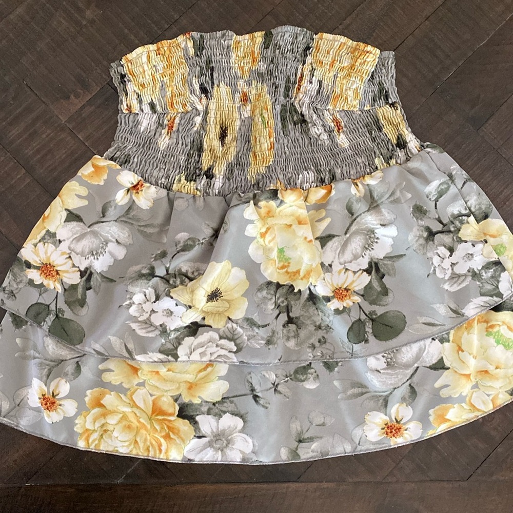 Cute floral tube top